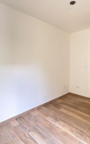 Casa à venda com 150m², 3 quartos e 2 vagas Casa à venda com 150m², 3 quartos e 2 vagasQuarto 2