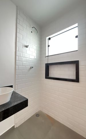 Casa à venda com 150m², 3 quartos e 2 vagas Casa à venda com 150m², 3 quartos e 2 vagasBanheiro da Suíte