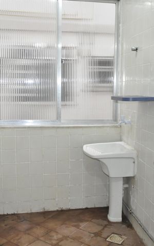 Apartamento à venda com 70m², 2 quartos e 1 vagaÁrea de Serviço