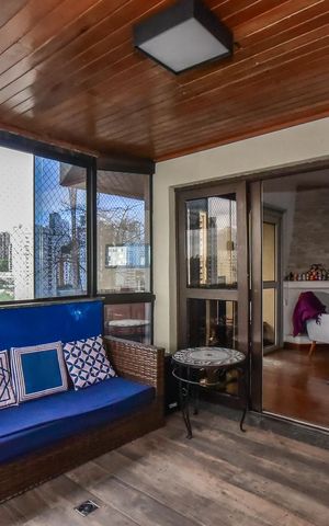 Apartamento à venda com 250m², 4 quartos e 4 vagasCobertura