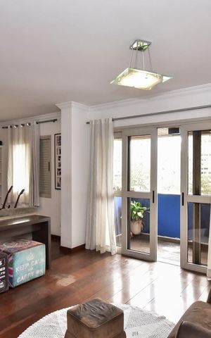 Apartamento à venda com 250m², 4 quartos e 4 vagasSala