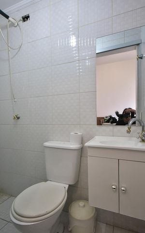 Apartamento à venda com 250m², 4 quartos e 4 vagasBanheiro da Suíte 2
