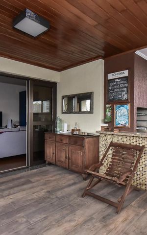 Apartamento à venda com 250m², 4 quartos e 4 vagasCobertura