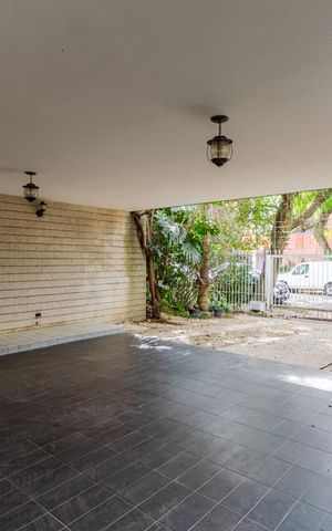 Casa para alugar com 297m², 3 quartos e 2 vagasGaragem