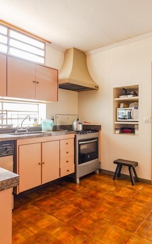Casa para alugar com 297m², 3 quartos e 2 vagasCozinha
