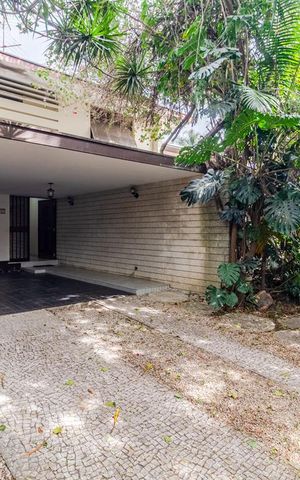 Casa para alugar com 297m², 3 quartos e 2 vagasGaragem