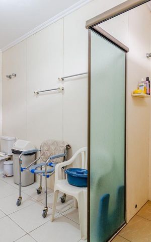 Casa para alugar com 297m², 3 quartos e 2 vagasBanheiro Social