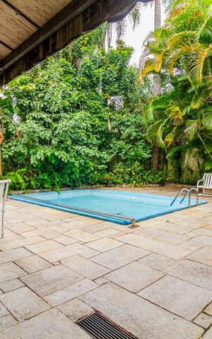 Casa para alugar com 297m², 3 quartos e 2 vagasQuintal