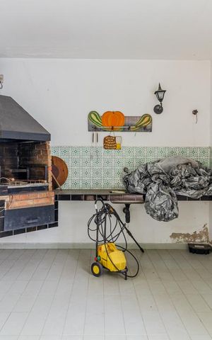 Casa para alugar com 297m², 3 quartos e 2 vagasÁrea comum - Churrasqueira