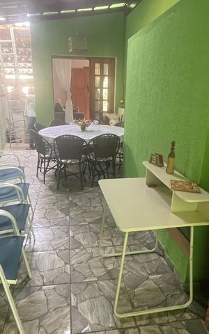 Casa à venda com 200m², 3 quartos e 1 vaga Casa à venda com 200m², 3 quartos e 1 vagaÁrea comum