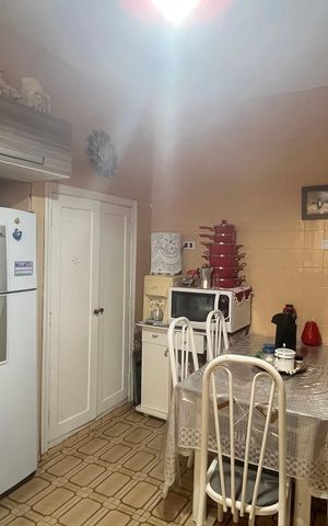 Casa à venda com 200m², 3 quartos e 1 vaga Casa à venda com 200m², 3 quartos e 1 vagaCozinha