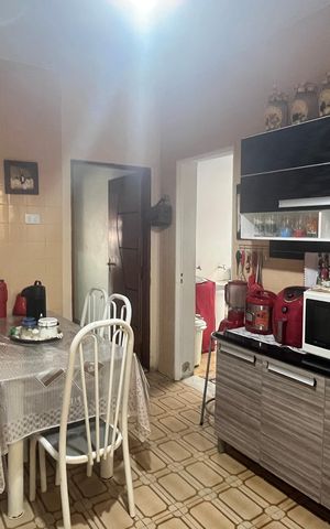 Casa à venda com 200m², 3 quartos e 1 vaga Casa à venda com 200m², 3 quartos e 1 vagaCozinha