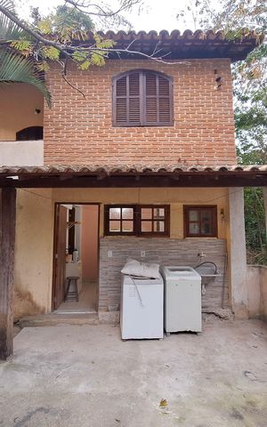 Casa à venda com 120m², 3 quartos e 1 vaga Casa à venda com 120m², 3 quartos e 1 vagaFachada