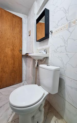 Casa à venda com 120m², 3 quartos e 1 vaga Casa à venda com 120m², 3 quartos e 1 vagaBanheiro 2