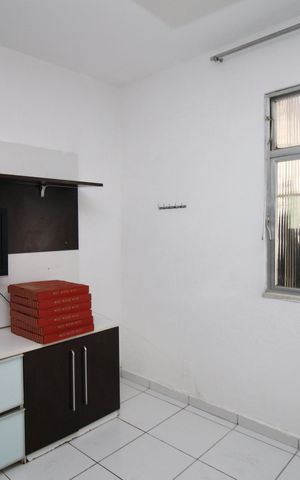 Casa à venda com 300m², 2 quartos e 2 vagasQuarto Suíte