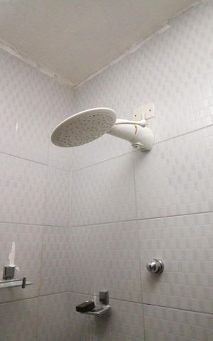 Casa à venda com 300m², 2 quartos e 2 vagasBanheiro da Suíte