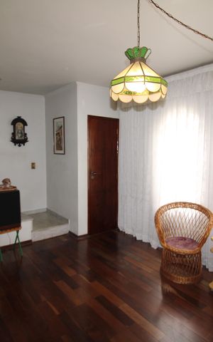 Casa à venda com 116m², 2 quartos e 4 vagasSala