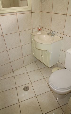 Casa à venda com 116m², 2 quartos e 4 vagasBanheiro de Serviço