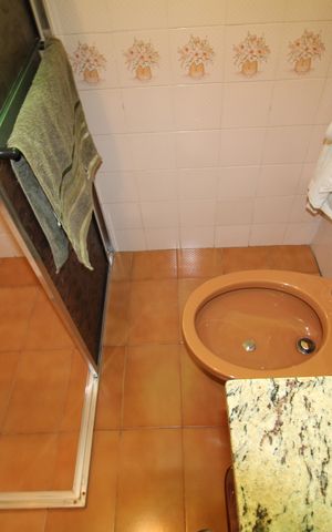 Casa à venda com 116m², 2 quartos e 4 vagasBanheiro 2
