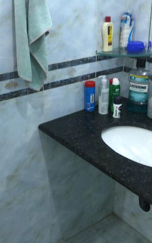 Casa à venda com 144m², 3 quartos e 2 vagasBanheiro 1