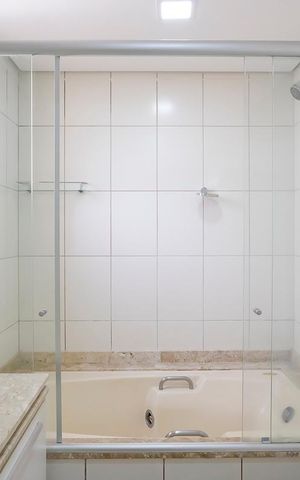 Apartamento à venda com 164m², 3 quartos e 2 vagasBanheiro da suíte 1