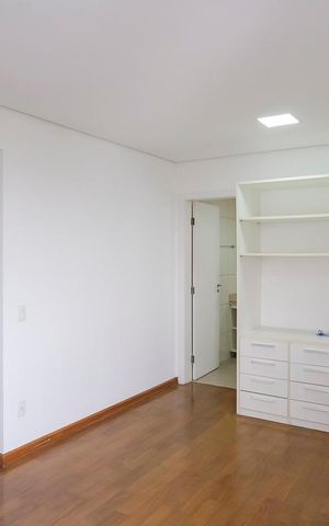 Apartamento à venda com 164m², 3 quartos e 2 vagasSuíte 1