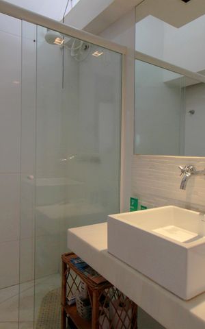 Casa à venda com 720m², 3 quartos e 6 vagasBanheiro da Suíte 2