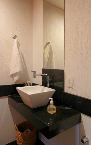 Casa à venda com 720m², 3 quartos e 6 vagasLavabo