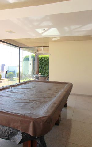 Casa à venda com 720m², 3 quartos e 6 vagasÁrea comum