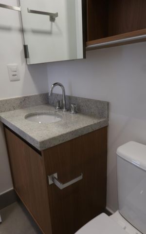 Apartamento para alugar com 77m², 2 quartos e 2 vagasBanheiro Social