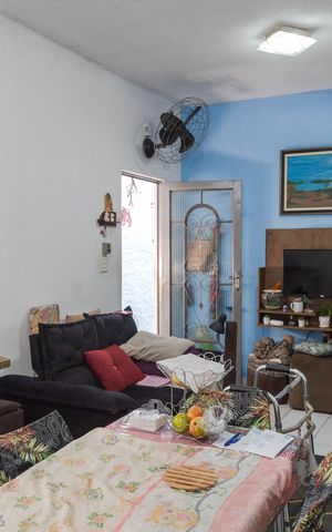 Casa para alugar com 75m², 2 quartos e 2 vagas Casa para alugar com 75m², 2 quartos e 2 vagasCozinha