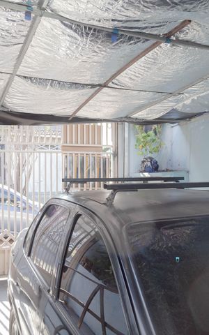 Casa para alugar com 75m², 2 quartos e 2 vagas Casa para alugar com 75m², 2 quartos e 2 vagasGaragem
