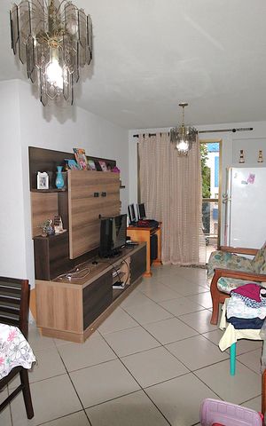Apartamento à venda com 65m², 2 quartos e 1 vagaSala