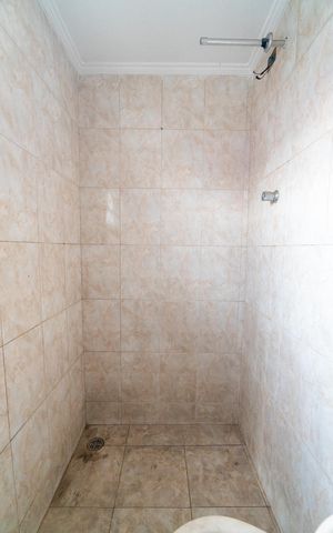 Casa à venda com 420m², 3 quartos e 2 vagas Casa à venda com 420m², 3 quartos e 2 vagasBanheiro da Suíte 3