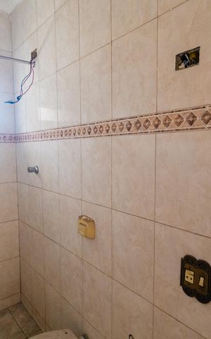 Casa à venda com 420m², 3 quartos e 2 vagas Casa à venda com 420m², 3 quartos e 2 vagasBanheiro da Suíte 2