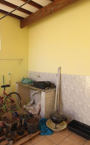 Casa para alugar com 100m², 2 quartos e 1 vagaÁrea de Serviço