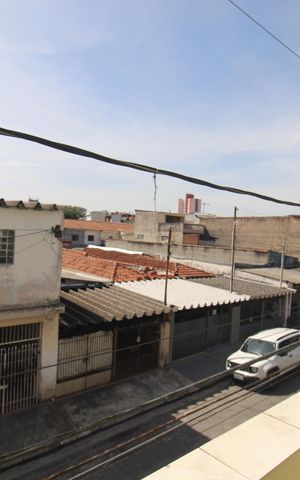 Casa para alugar com 100m², 2 quartos e 1 vagaQuarto 1 - Varanda