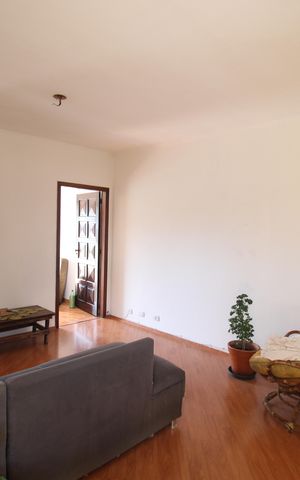 Casa para alugar com 100m², 2 quartos e 1 vagaSala
