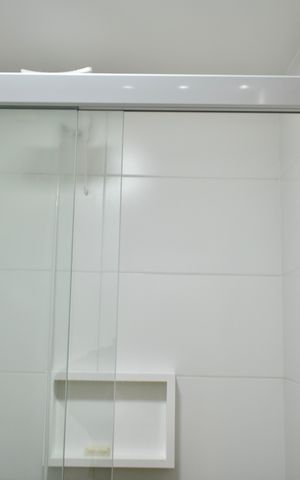 Studio para alugar com 28m², 0 quarto e sem vaga Studio para alugar com 28m², 0 quarto e sem vagaBanheiro
