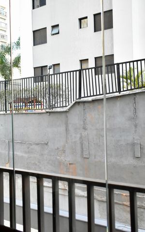 Studio para alugar com 28m², 0 quarto e sem vaga Studio para alugar com 28m², 0 quarto e sem vagaVaranda
