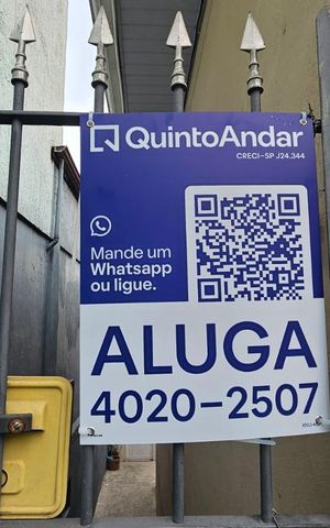 Casa para alugar com 40m², 1 quarto e sem vaga Casa para alugar com 40m², 1 quarto e sem vagaFachada e Placa