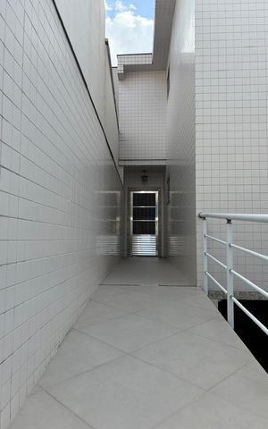 Casa à venda com 270m², 2 quartos e 5 vagas