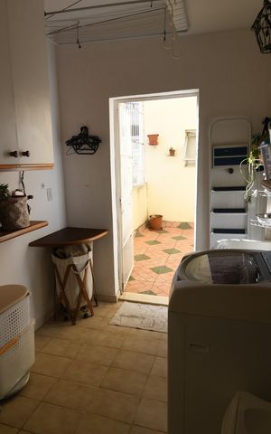 Apartamento à venda com 135m², 3 quartos e 1 vagaÁrea de Serviço