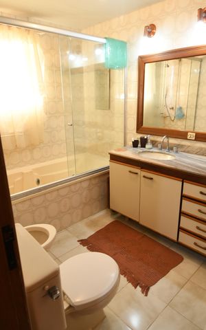 Apartamento à venda com 135m², 3 quartos e 1 vagaBanheiro da Suíte