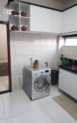 Casa para alugar com 243m², 4 quartos e 1 vagaÁrea de Serviço