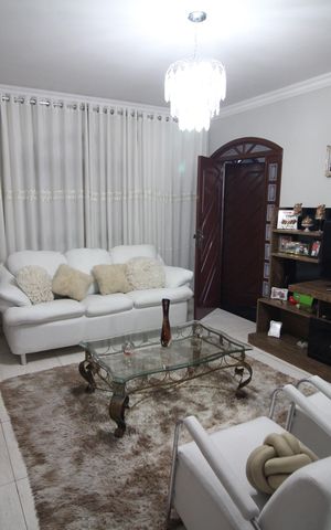 Casa para alugar com 243m², 4 quartos e 1 vagaSala 2
