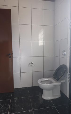 Casa à venda com 600m², 3 quartos e 5 vagasBanheiro da casa 02