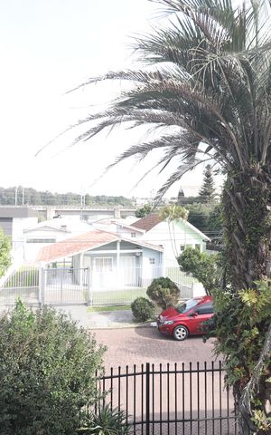 Casa à venda com 600m², 3 quartos e 5 vagasQuarto 03 da casa 02 sacada