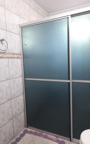 Casa à venda com 600m², 3 quartos e 5 vagasBanheiro casa 01