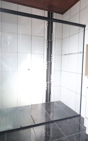 Casa à venda com 600m², 3 quartos e 5 vagasBanheiro da casa 02